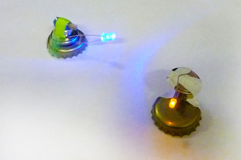 Solderless Glowing Vibrobots